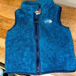 The North Face vest-18-24 months